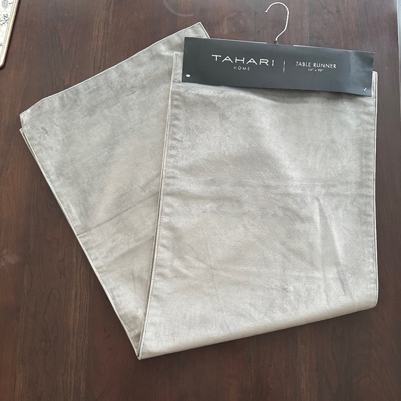 Tahari Home Velvet Table Runner - Picture 1 of 4